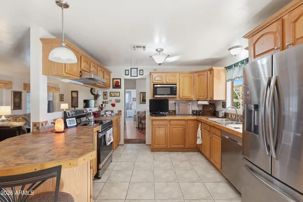 Property Slideshow image 2 of 48 | 2205 n higley rd, Mesa, AZ, 85215