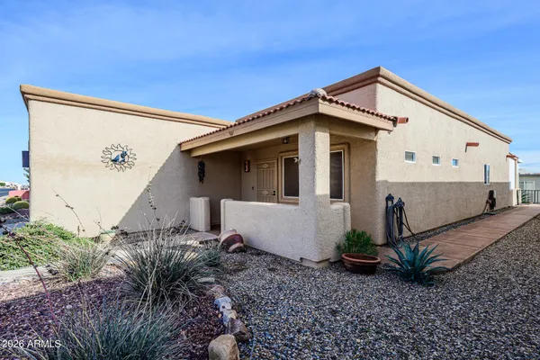 Property Slideshow image 2 of 68 | 511 s clubhouse ln, Sierra Vista, AZ, 85635