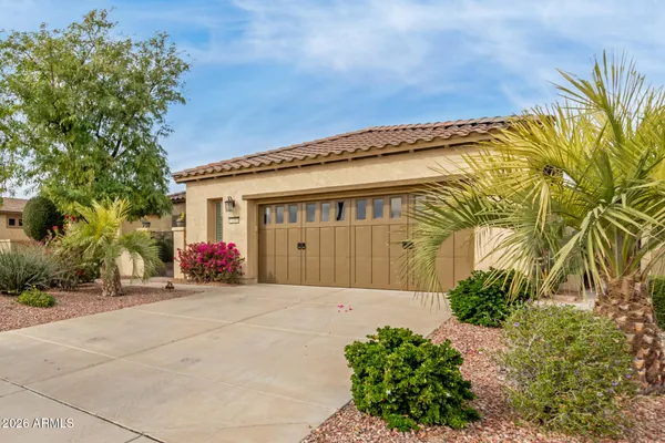 Property Slideshow image 3 of 40 | 12388 w fetlock trl, Peoria, AZ, 85383