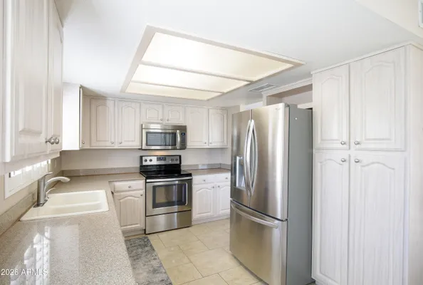 Property Slideshow image 3 of 18 | 9749 w taro ln, Peoria, AZ, 85382