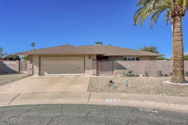 Property Slideshow image 2 of 27 | 10810 w sarabande cir, Sun City, AZ, 85351