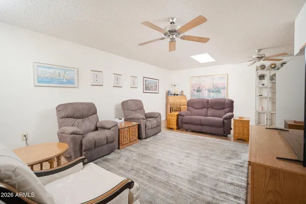 Property Slideshow image 2 of 31 | 10539 w palmeras dr, Sun City, AZ, 85373