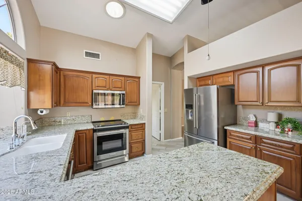 Property Slideshow image 2 of 46 | 19506 n 89th dr, Peoria, AZ, 85382