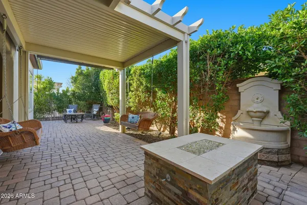 Property Slideshow image 2 of 40 | 210 e bergamot ln, Queen Creek, AZ, 85140