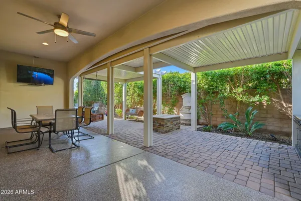 Property Slideshow image 3 of 40 | 210 e bergamot ln, Queen Creek, AZ, 85140