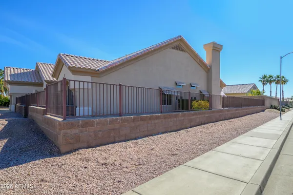 Property Slideshow image 3 of 37 | 14229 w robertson dr, Sun City West, AZ, 85375