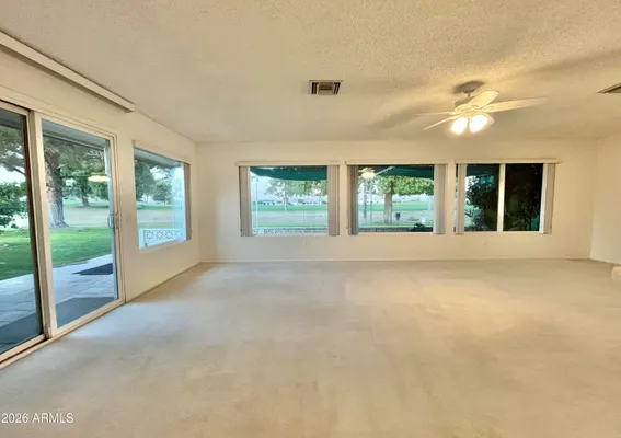 Property Slideshow image 2 of 41 | 9718 w oak ridge dr, Sun City, AZ, 85351