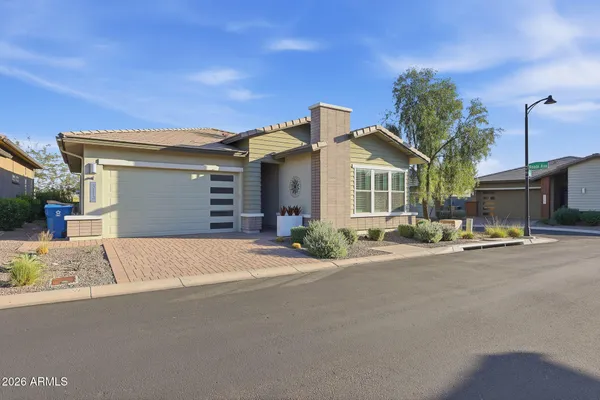 Property Slideshow image 2 of 31 | 5113 n 207th dr, Buckeye, AZ, 85396