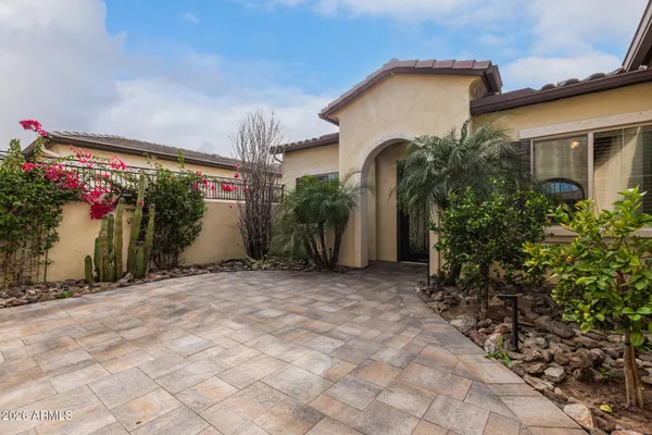 Property Slideshow image 3 of 25 | 17831 w cedarwood ln, Goodyear, AZ, 85338