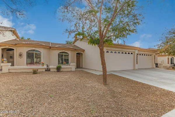 Property Slideshow image 3 of 38 | 10960 e monte ave unit 192, Mesa, AZ, 85209