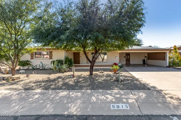 Property Slideshow image 2 of 37 | 5915 e duncan st, Mesa, AZ, 85205