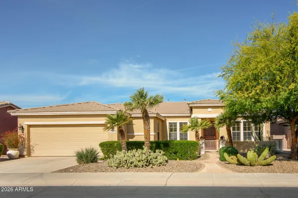 Property Slideshow image 3 of 63 | 42204 w rummy rd, Maricopa, AZ, 85138