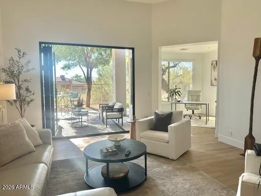 Property Slideshow image 2 of 55 | 34464 n 68th way, Scottsdale, AZ, 85266