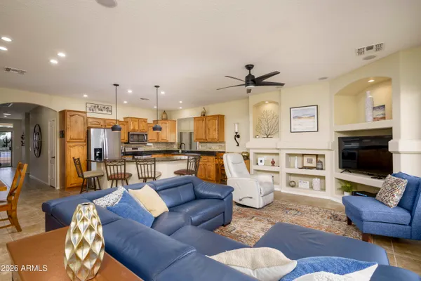 Property Slideshow image 2 of 23 | 2663 s springwood blvd 332, Mesa, AZ, 85209
