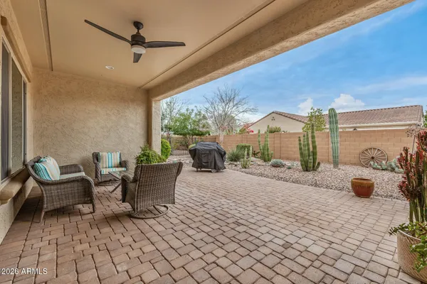 Property Slideshow image 3 of 80 | 7103 w turnstone dr, Florence, AZ, 85132