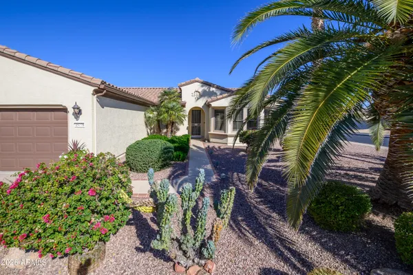 Property Slideshow image 3 of 33 | 15778 w cimarron dr, Surprise, AZ, 85374