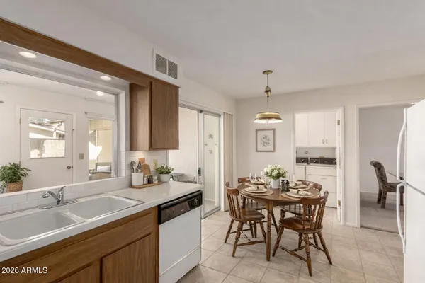 Property Slideshow image 3 of 26 | 13642 n silverbell dr, Sun City, AZ, 85351