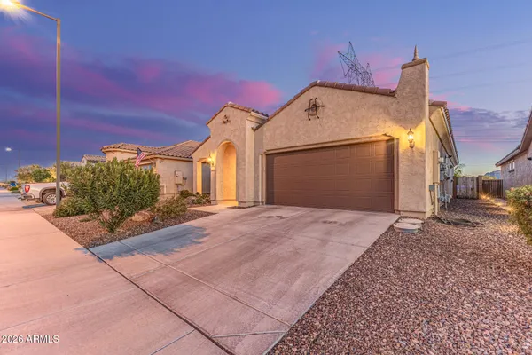 Property Slideshow image 3 of 52 | 26311 w matthew dr, Buckeye, AZ, 85396