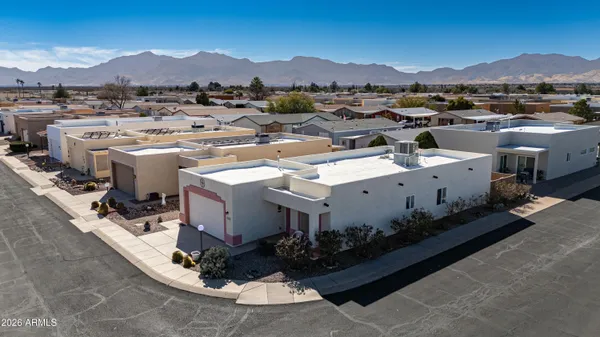 Property Slideshow image 2 of 50 | 232 s clubhouse ln, Sierra Vista, AZ, 85635