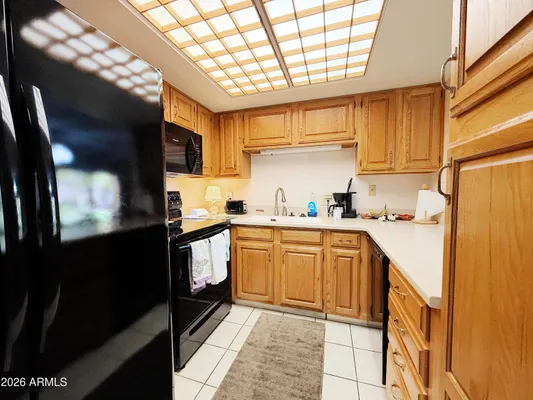 Property Slideshow image 3 of 13 | 10330 w thunderbird blvd c103, Sun City, AZ, 85351