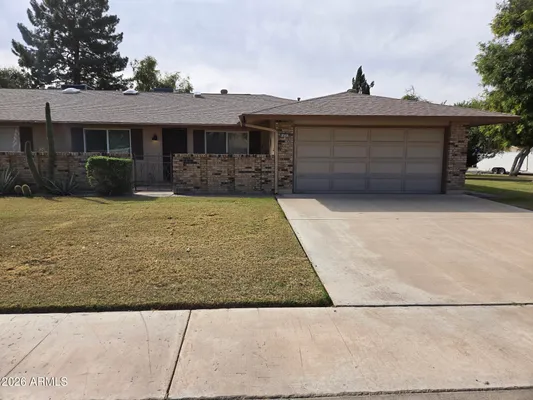 Property Slideshow image 2 of 40 | 10207 w forrester dr, Sun City, AZ, 85351