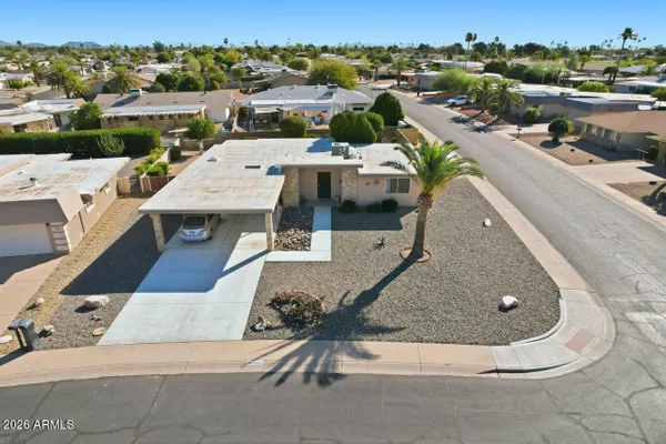 Property Slideshow image 2 of 37 | 18401 n 108th dr, Sun City, AZ, 85373