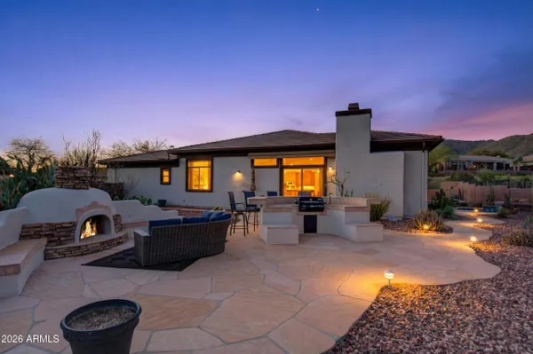 Property Slideshow image 3 of 56 | 2201 w hazelhurst ct, Anthem, AZ, 85086