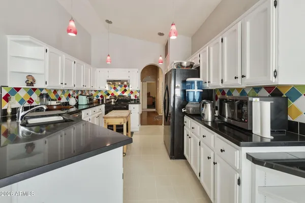 Property Slideshow image 3 of 55 | 25222 s buttonwood dr, Sun Lakes, AZ, 85248