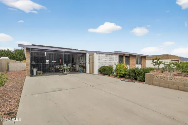 Property Slideshow image 2 of 21 | 10548 w caron dr, Sun City, AZ, 85351