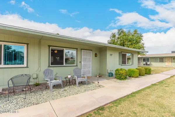 Property Slideshow image 2 of 29 | 10864 w santa fe dr, Sun City, AZ, 85351