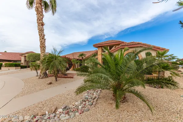 Property Slideshow image 2 of 32 | 14210 w utica ct, Sun City West, AZ, 85375