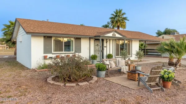 Property Slideshow image 2 of 32 | 11633 n 107th ave, Sun City, AZ, 85351