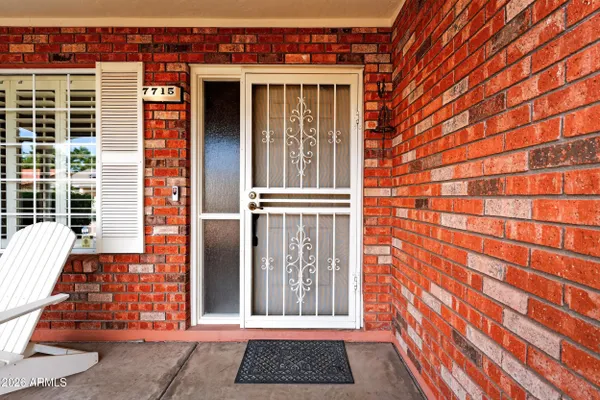 Property Slideshow image 2 of 40 | 7715 e neville ave, Mesa, AZ, 85209