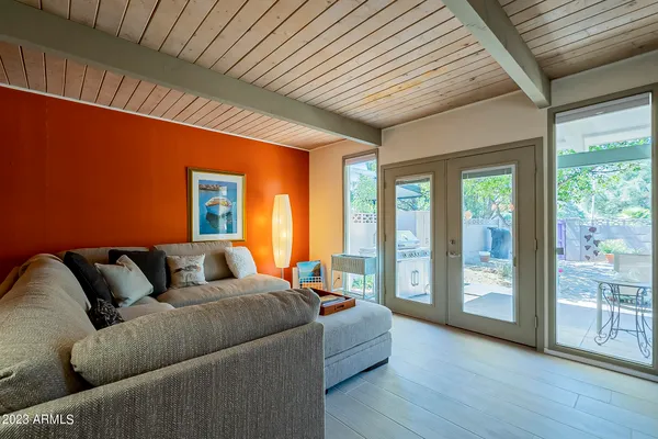 Property Slideshow image 3 of 46 | 3045 n 62nd st, Scottsdale, AZ, 85251