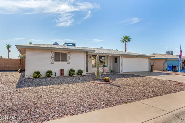 Property Slideshow image 2 of 42 | 6061 e evergreen st, Mesa, AZ, 85205