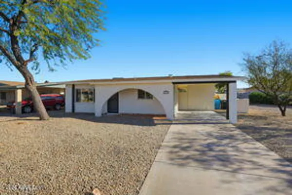 Property Slideshow image 2 of 27 | 15601 n 22nd st, Phoenix, AZ, 85022