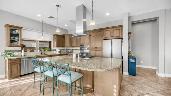 Property Slideshow image 2 of 43 | 173 e kennedia dr, Queen Creek, AZ, 85140