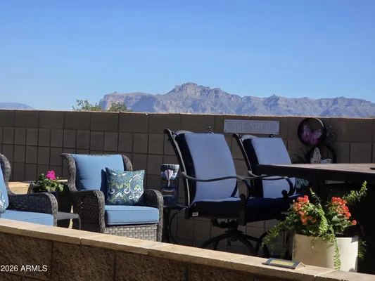 Property Slideshow image 2 of 36 | 2855 s copperwood, Mesa, AZ, 85212