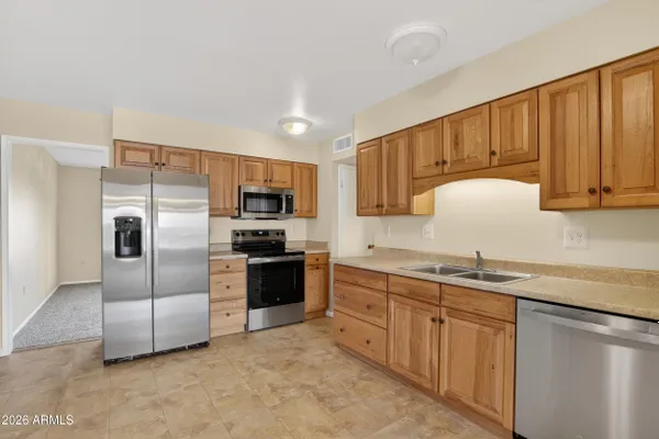 Property Slideshow image 3 of 37 | 13415 w shadow hills dr, Sun City West, AZ, 85375