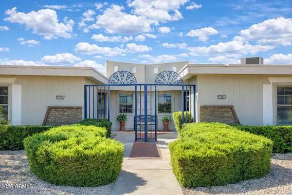 Property Slideshow image 2 of 27 | 17428 n boswell blvd, Sun City, AZ, 85373