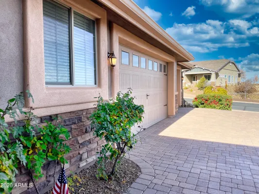 Property Slideshow image 3 of 87 | 1233 s lakeview dr, Prescott, AZ, 86301