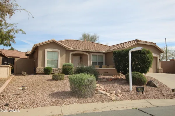 Property Slideshow image 2 of 51 | 6981 s miller dr, Chandler, AZ, 85249