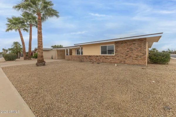 Property Slideshow image 3 of 29 | 9916 w clair dr, Sun City, AZ, 85351