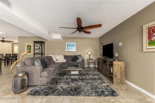 Property Slideshow image 3 of 19 | 10818 w santa fe dr, Sun City, AZ, 85351