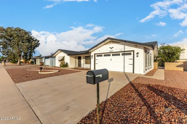 Property Slideshow image 3 of 25 | 643 n 67th pl, Mesa, AZ, 85205
