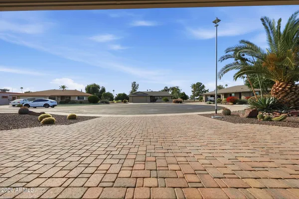 Property Slideshow image 3 of 58 | 14447 n cameo pt, Sun City, AZ, 85351