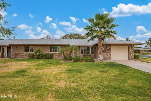 Property Slideshow image 2 of 29 | 9402 w long hills dr, Sun City, AZ, 85351