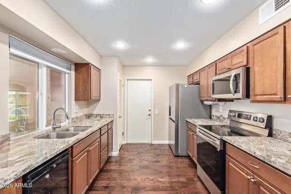 Property Slideshow image 3 of 29 | 9402 w long hills dr, Sun City, AZ, 85351