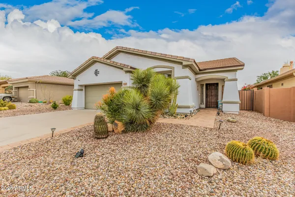 Property Slideshow image 2 of 28 | 41417 n clear crossing rd, Anthem, AZ, 85086