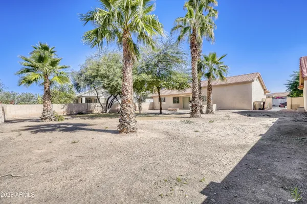 Property Slideshow image 2 of 13 | 24810 s foxglenn dr, Sun Lakes, AZ, 85248